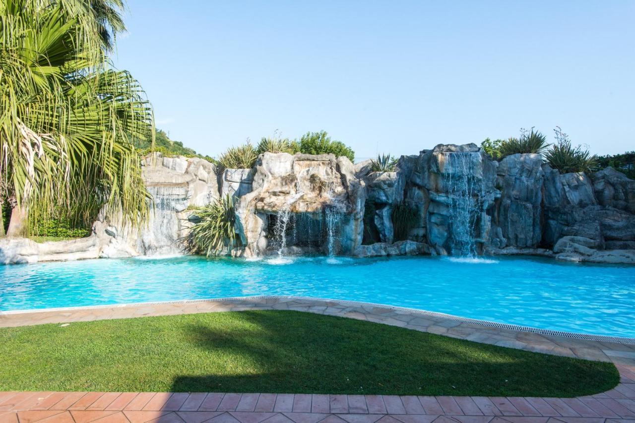 Albani Hotel 4*