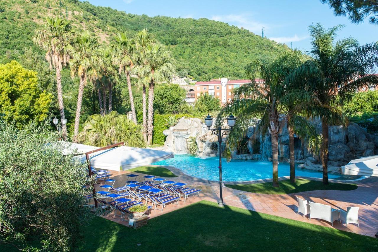 Hotel Albani 4*