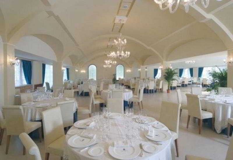 Albani 4*