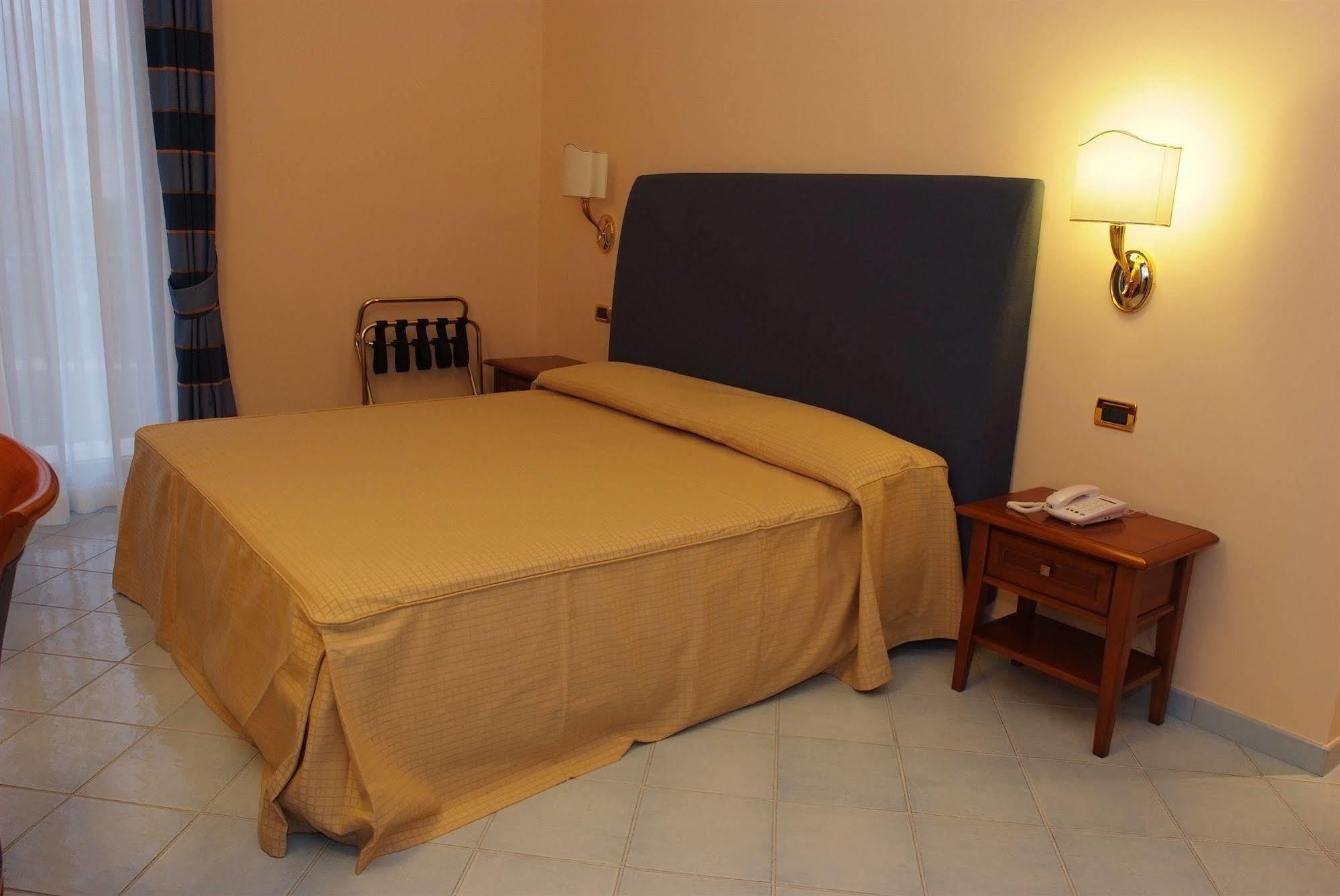 Hotel Albani